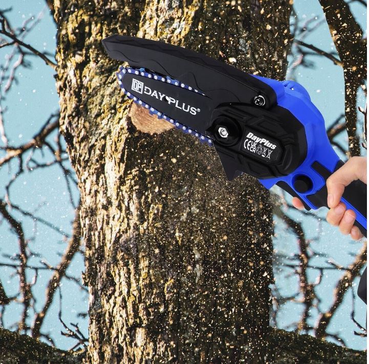 Dayplus-minimoottorisaha